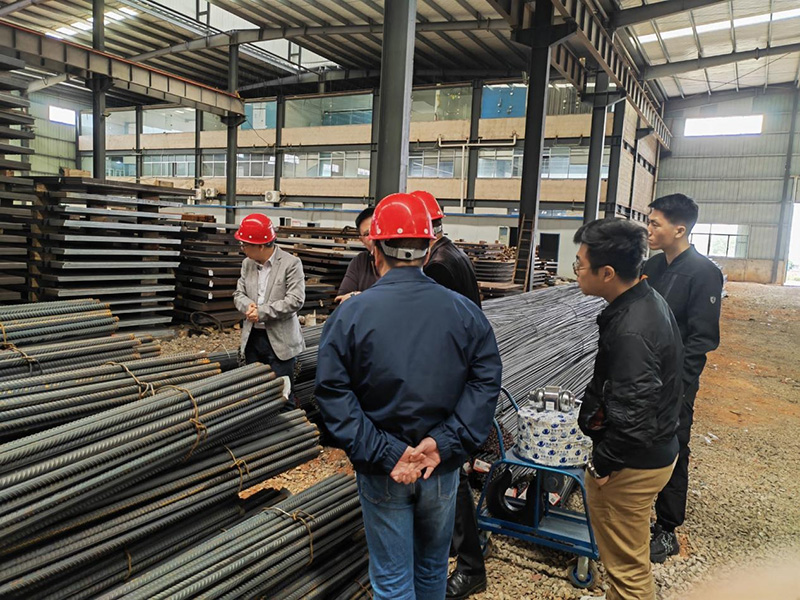 Dayou Futures provides on-site research on rebar inventory management and supply guarantee services for the group company.jpg